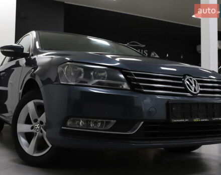 Серый Фольксваген Пассат, объемом двигателя 1.8 л и пробегом 169 тыс. км за 11999 $, фото 1 на Automoto.ua