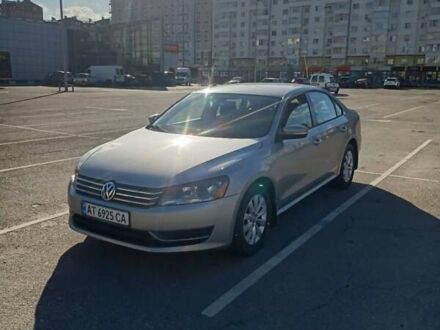 Фольксваген Пассат 2012 у Івано-Франківську на Automoto.ua Сірий Фольксваген Пассат, об'ємом двигуна 2.5 л та пробігом 227 тис. км за 9800 $, фото 1 на Automoto.ua