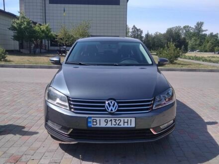 Серый Фольксваген Пассат, объемом двигателя 1.8 л и пробегом 160 тыс. км за 8700 $, фото 1 на Automoto.ua