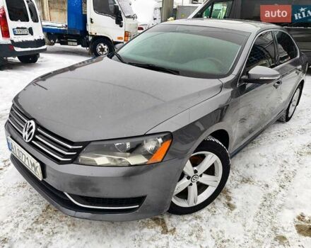 Серый Фольксваген Пассат, объемом двигателя 2.5 л и пробегом 232 тыс. км за 9200 $, фото 1 на Automoto.ua