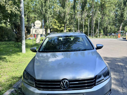 Фольксваген Пассат 2012 в Виннице на Automoto.ua Серый Фольксваген Пассат, объемом двигателя 2 л и пробегом 262 тыс. км за 9900 $, фото 1 на Automoto.ua