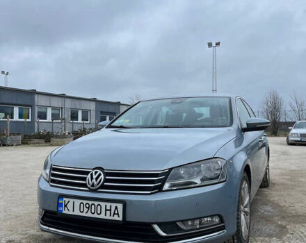 Серый Фольксваген Пассат, объемом двигателя 1.6 л и пробегом 195 тыс. км за 10800 $, фото 1 на Automoto.ua
