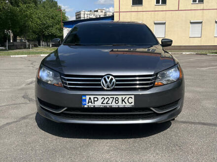 Серый Фольксваген Пассат, объемом двигателя 2.48 л и пробегом 275 тыс. км за 9500 $, фото 1 на Automoto.ua