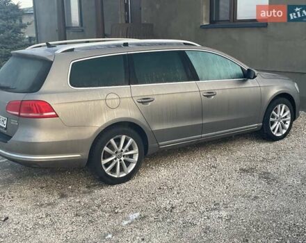 Сірий Фольксваген Пассат, об'ємом двигуна 2 л та пробігом 255 тис. км за 12400 $, фото 1 на Automoto.ua