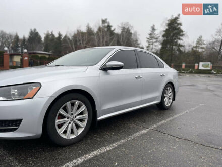 Серый Фольксваген Пассат, объемом двигателя 2.48 л и пробегом 230 тыс. км за 8900 $, фото 1 на Automoto.ua