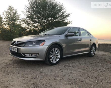 Серый Фольксваген Пассат, объемом двигателя 2.5 л и пробегом 133 тыс. км за 11111 $, фото 1 на Automoto.ua