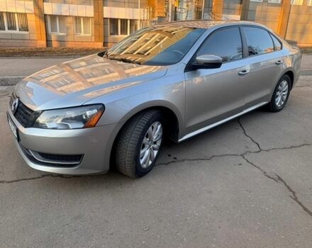 Серый Фольксваген Пассат, объемом двигателя 2.48 л и пробегом 190 тыс. км за 10000 $, фото 1 на Automoto.ua