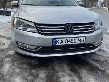 Фольксваген Пассат 2012 в Фастове на Automoto.ua Серый Фольксваген Пассат, объемом двигателя 2.5 л и пробегом 240 тыс. км за 11800 $, фото 1 на Automoto.ua