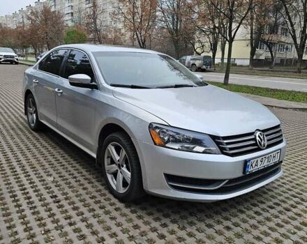 Серый Фольксваген Пассат, объемом двигателя 2.5 л и пробегом 192 тыс. км за 8700 $, фото 1 на Automoto.ua