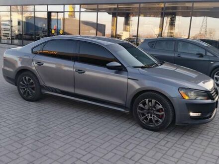 Серый Фольксваген Пассат, объемом двигателя 2.48 л и пробегом 260 тыс. км за 8999 $, фото 1 на Automoto.ua