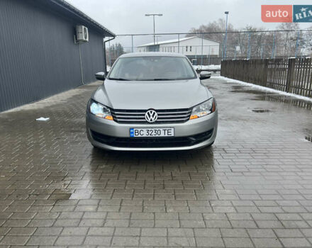 Серый Фольксваген Пассат, объемом двигателя 2.48 л и пробегом 220 тыс. км за 9600 $, фото 1 на Automoto.ua