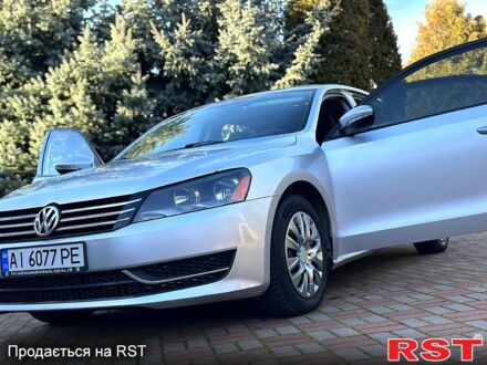 Фольксваген Пассат 2012 у Прилуках на Automoto.ua Сірий Фольксваген Пассат, об'ємом двигуна 2.5 л та пробігом 230 тис. км за 8500 $, фото 1 на Automoto.ua