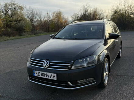 Серый Фольксваген Пассат, объемом двигателя 2 л и пробегом 274 тыс. км за 11500 $, фото 1 на Automoto.ua