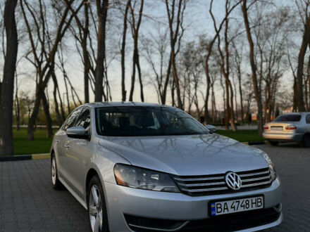 Серый Фольксваген Пассат, объемом двигателя 2.48 л и пробегом 240 тыс. км за 10999 $, фото 1 на Automoto.ua