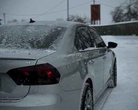 Серый Фольксваген Пассат, объемом двигателя 2.5 л и пробегом 250 тыс. км за 10500 $, фото 1 на Automoto.ua