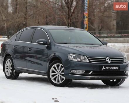 Сірий Фольксваген Пассат, об'ємом двигуна 1.8 л та пробігом 250 тис. км за 9500 $, фото 1 на Automoto.ua