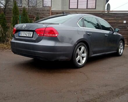 Серый Фольксваген Пассат, объемом двигателя 2.5 л и пробегом 300 тыс. км за 8750 $, фото 1 на Automoto.ua