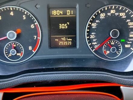 Сірий Фольксваген Пассат, об'ємом двигуна 2.5 л та пробігом 295 тис. км за 8999 $, фото 1 на Automoto.ua