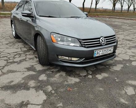 Серый Фольксваген Пассат, объемом двигателя 2.5 л и пробегом 189 тыс. км за 9000 $, фото 1 на Automoto.ua