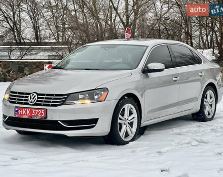 Сірий Фольксваген Пассат, об'ємом двигуна 0 л та пробігом 224 тис. км за 12000 $, фото 1 на Automoto.ua