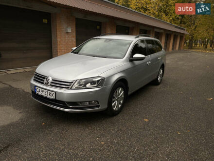 Фольксваген Пассат 2013 в Смеле на Automoto.ua Серый Фольксваген Пассат, объемом двигателя 1.97 л и пробегом 300 тыс. км за 10850 $, фото 1 на Automoto.ua