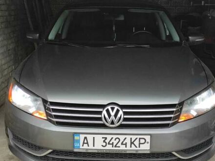 Серый Фольксваген Пассат, объемом двигателя 2.5 л и пробегом 170 тыс. км за 10600 $, фото 1 на Automoto.ua