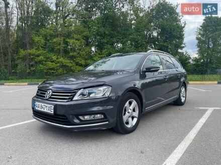 Фольксваген Пассат 2013 в Киеве на Automoto.ua Серый Фольксваген Пассат, объемом двигателя 1.97 л и пробегом 188 тыс. км за 10500 $, фото 1 на Automoto.ua