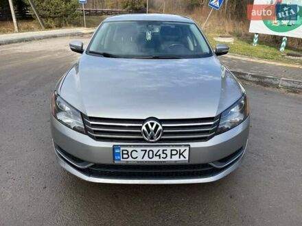 Фольксваген Пассат 2013 в Жовкве на Automoto.ua Серый Фольксваген Пассат, объемом двигателя 1.8 л и пробегом 165 тыс. км за 9199 $, фото 1 на Automoto.ua