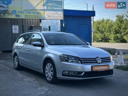 Фольксваген Пассат 2013 в Сумах на Automoto.ua Серый Фольксваген Пассат, объемом двигателя 2 л и пробегом 226 тыс. км за 12800 $, фото 1 на Automoto.ua