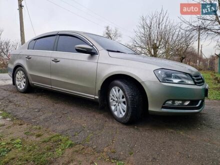 Серый Фольксваген Пассат, объемом двигателя 1.97 л и пробегом 342 тыс. км за 12555 $, фото 1 на Automoto.ua