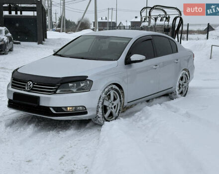 Серый Фольксваген Пассат, объемом двигателя 2 л и пробегом 182 тыс. км за 10000 $, фото 1 на Automoto.ua