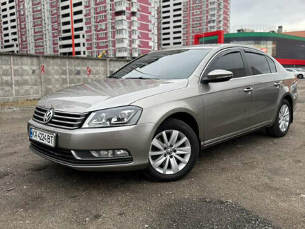 Серый Фольксваген Пассат, объемом двигателя 1.98 л и пробегом 215 тыс. км за 12900 $, фото 1 на Automoto.ua