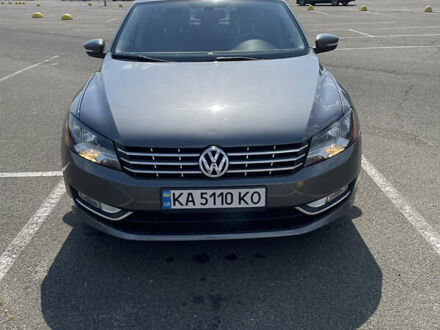 Сірий Фольксваген Пассат, об'ємом двигуна 2 л та пробігом 183 тис. км за 13500 $, фото 1 на Automoto.ua