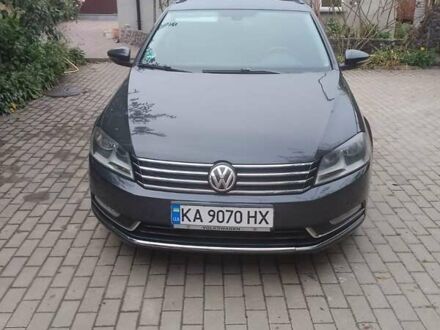 Серый Фольксваген Пассат, объемом двигателя 1.97 л и пробегом 242 тыс. км за 12300 $, фото 1 на Automoto.ua