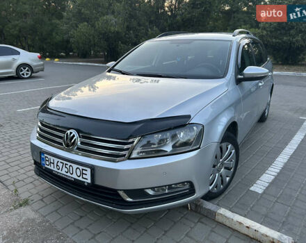 Сірий Фольксваген Пассат, об'ємом двигуна 1.97 л та пробігом 274 тис. км за 10500 $, фото 1 на Automoto.ua