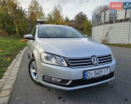 Фольксваген Пассат 2013 в Новояворовск на Automoto.ua Серый Фольксваген Пассат, объемом двигателя 1.97 л и пробегом 283 тыс. км за 11690 $, фото 1 на Automoto.ua