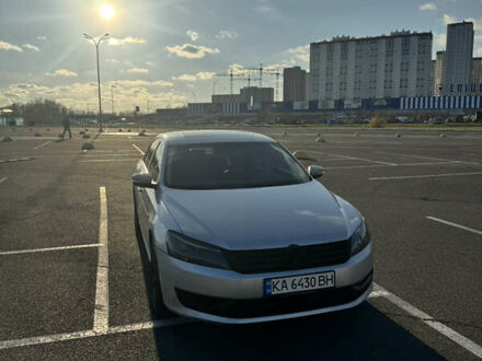 Серый Фольксваген Пассат, объемом двигателя 2.5 л и пробегом 216 тыс. км за 9800 $, фото 1 на Automoto.ua