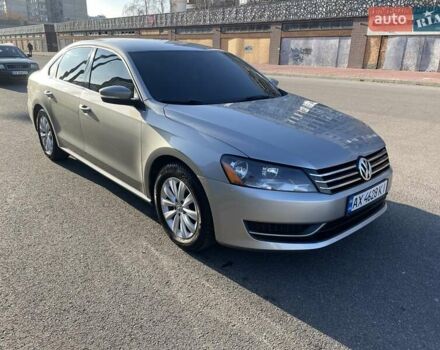 Серый Фольксваген Пассат, объемом двигателя 2.5 л и пробегом 243 тыс. км за 10300 $, фото 1 на Automoto.ua