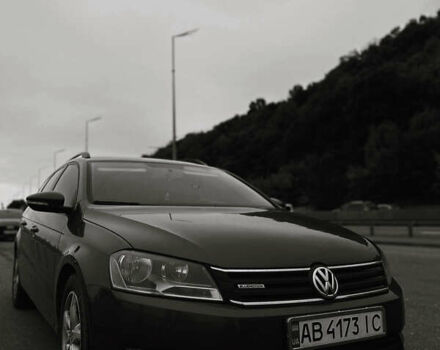 Серый Фольксваген Пассат, объемом двигателя 1.6 л и пробегом 280 тыс. км за 10500 $, фото 1 на Automoto.ua