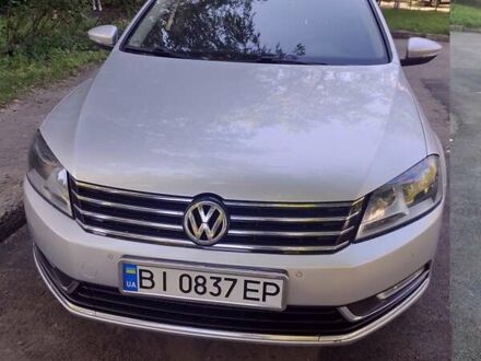 Фольксваген Пассат 2014 в Кременчуге на Automoto.ua Серый Фольксваген Пассат, объемом двигателя 1.6 л и пробегом 281 тыс. км за 10700 $, фото 1 на Automoto.ua