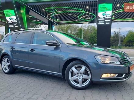 Серый Фольксваген Пассат, объемом двигателя 0 л и пробегом 223 тыс. км за 12999 $, фото 1 на Automoto.ua