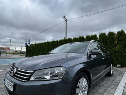 Сірий Фольксваген Пассат, об'ємом двигуна 1.6 л та пробігом 240 тис. км за 12799 $, фото 1 на Automoto.ua
