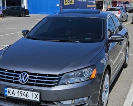 Серый Фольксваген Пассат, объемом двигателя 1.8 л и пробегом 224 тыс. км за 12100 $, фото 1 на Automoto.ua