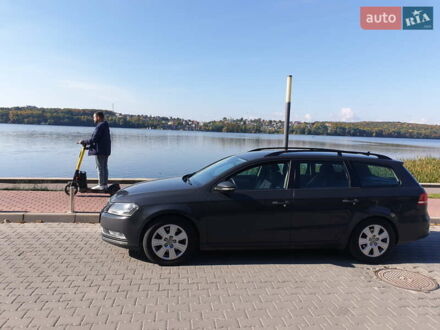 Сірий Фольксваген Пассат, об'ємом двигуна 1.6 л та пробігом 321 тис. км за 10950 $, фото 1 на Automoto.ua