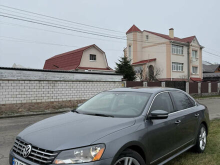 Серый Фольксваген Пассат, объемом двигателя 1.97 л и пробегом 189 тыс. км за 12200 $, фото 1 на Automoto.ua