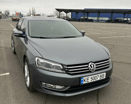 Серый Фольксваген Пассат, объемом двигателя 1.8 л и пробегом 185 тыс. км за 11300 $, фото 1 на Automoto.ua