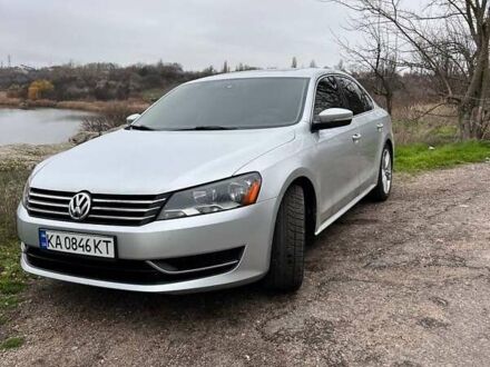 Серый Фольксваген Пассат, объемом двигателя 1.8 л и пробегом 221 тыс. км за 9800 $, фото 1 на Automoto.ua