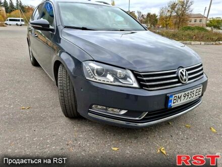 Серый Фольксваген Пассат, объемом двигателя 2 л и пробегом 290 тыс. км за 12999 $, фото 1 на Automoto.ua