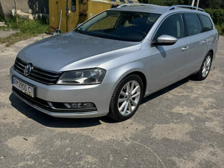 Серый Фольксваген Пассат, объемом двигателя 1.97 л и пробегом 324 тыс. км за 11100 $, фото 1 на Automoto.ua