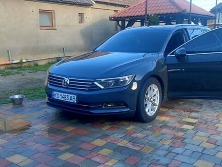 Фольксваген Пассат 2014 в Мукачеве на Automoto.ua Серый Фольксваген Пассат, объемом двигателя 1.6 л и пробегом 250 тыс. км за 12500 $, фото 1 на Automoto.ua